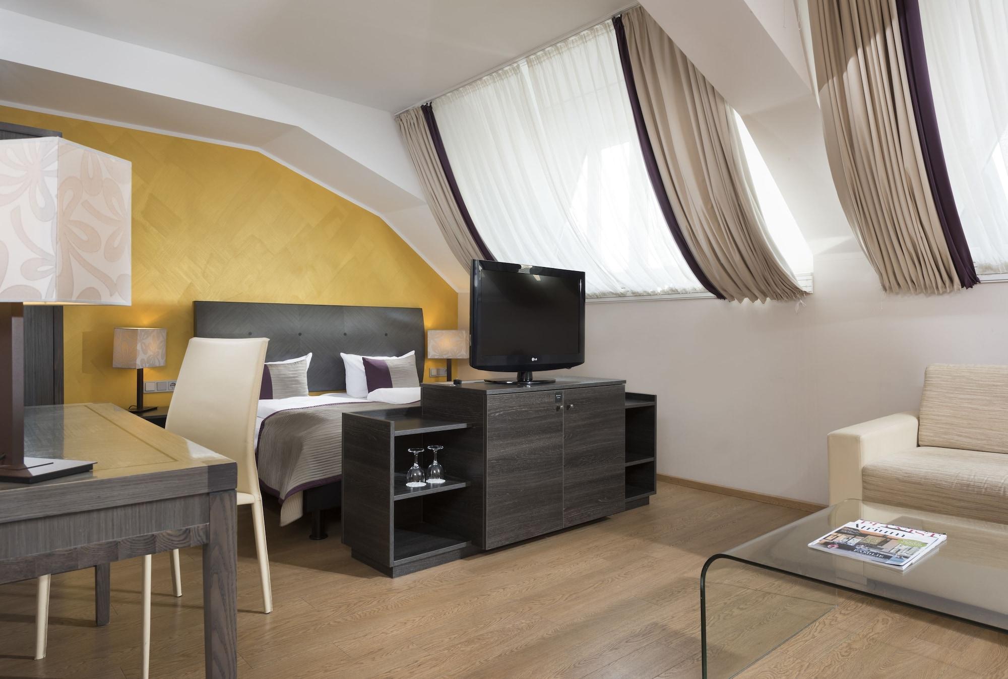 Wyndham Duisburger Hof Hotell Exteriör bild